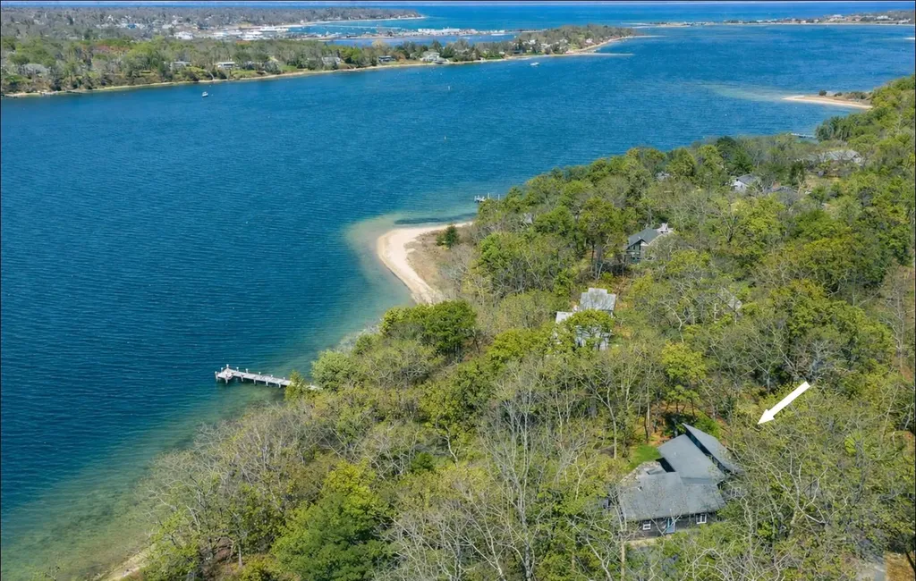 309 Barnes Road Oak Bluffs MA 02557