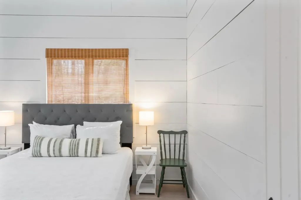 309 Barnes Road Oak Bluffs MA 02557