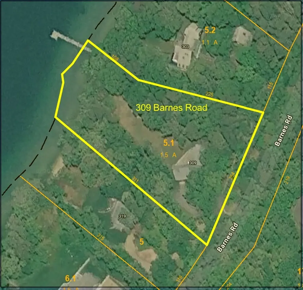 309 Barnes Road Oak Bluffs MA 02557