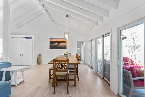 309 Barnes Road Oak Bluffs MA 02557