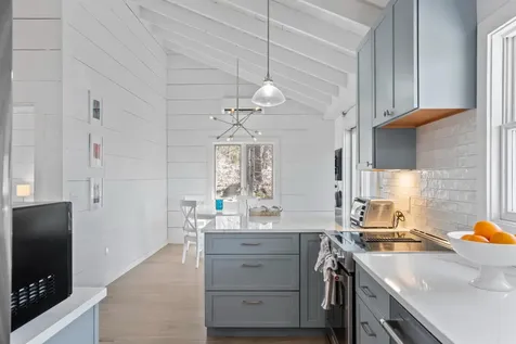 309 Barnes Road Oak Bluffs MA 02557