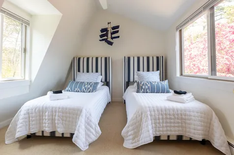 4 Quail Run Oak Bluffs MA 02557