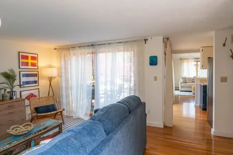 4 Quail Run Oak Bluffs MA 02557