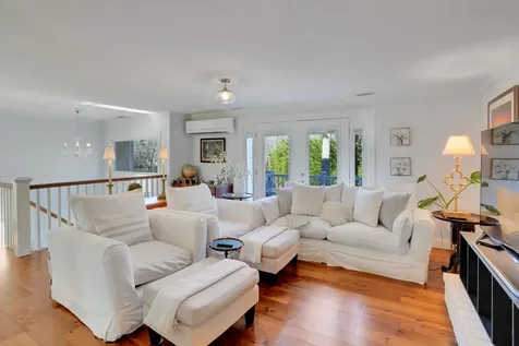 110 Clover Hill Drive Vineyard Haven MA 02568