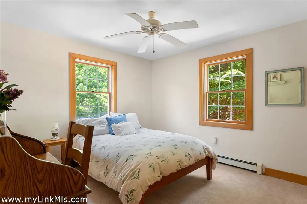 111 Charles Neck Way West Tisbury MA 02575
