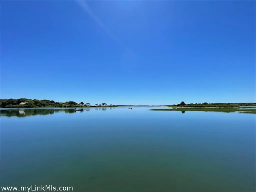 34 Edys Island Way Chilmark MA 02535
