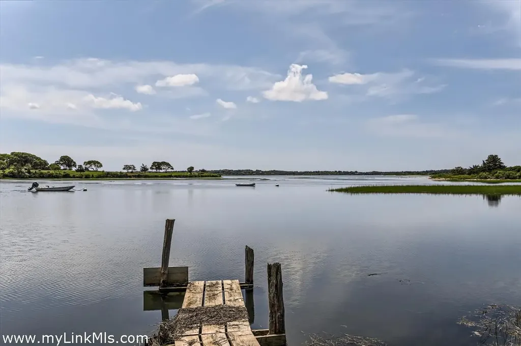 34 Edys Island Way Chilmark MA 02535
