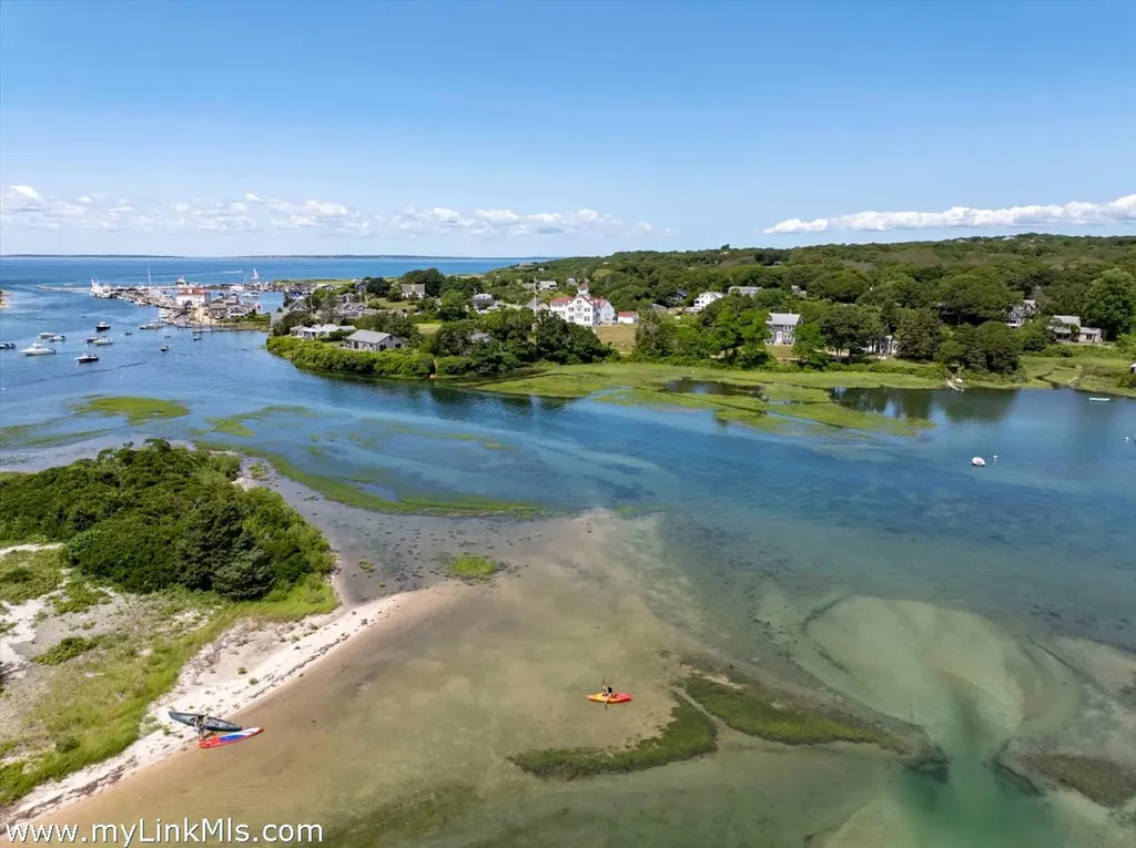34 Edys Island Way Chilmark MA 02535