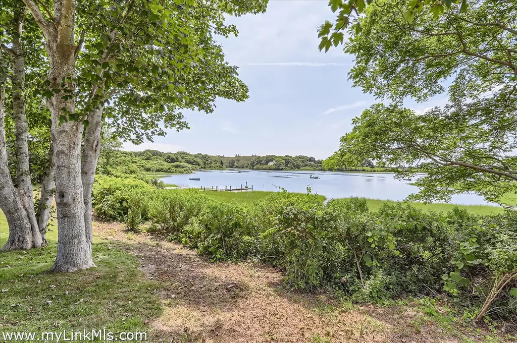 34 Edys Island Way Chilmark MA 02535