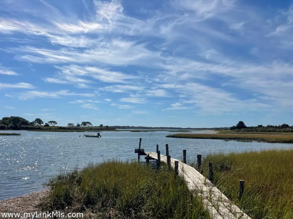 34 Edys Island Way Chilmark MA 02535