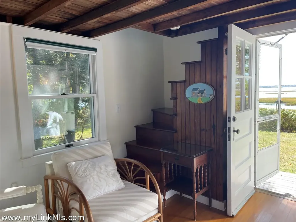 34 Edys Island Way Chilmark MA 02535