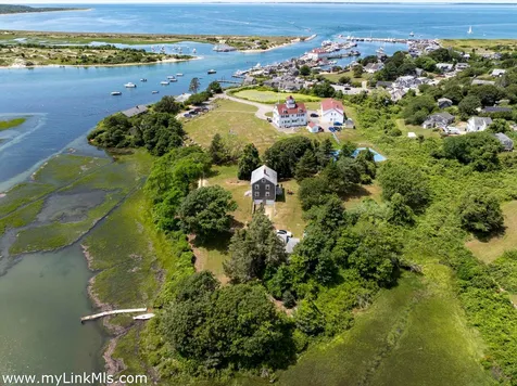 34 Edys Island Way Chilmark MA 02535