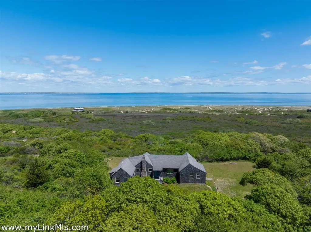 370 Lighthouse Road Aquinnah MA 02535