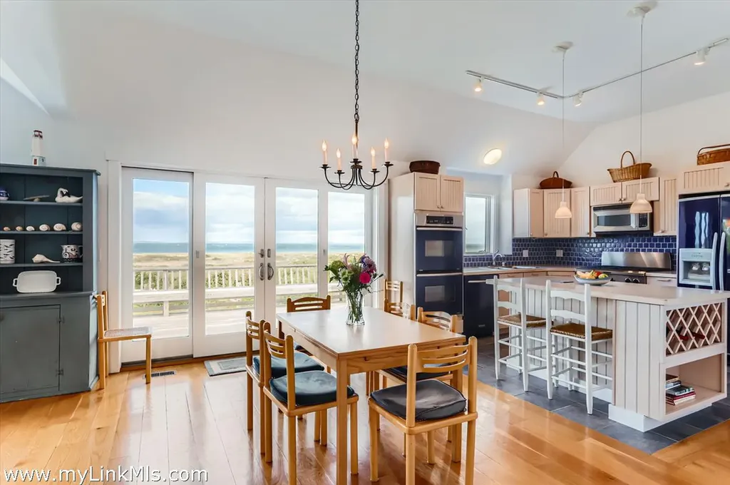 370 Lighthouse Road Aquinnah MA 02535