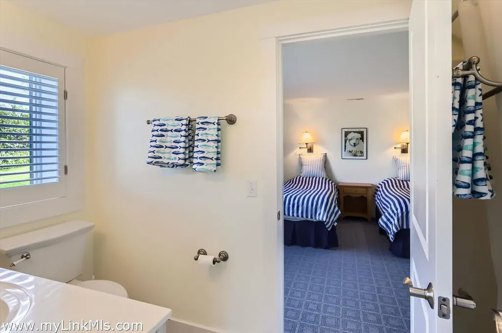 370 Lighthouse Road Aquinnah MA 02535
