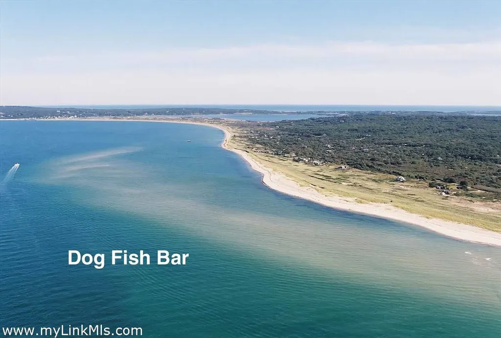 370 Lighthouse Road Aquinnah MA 02535
