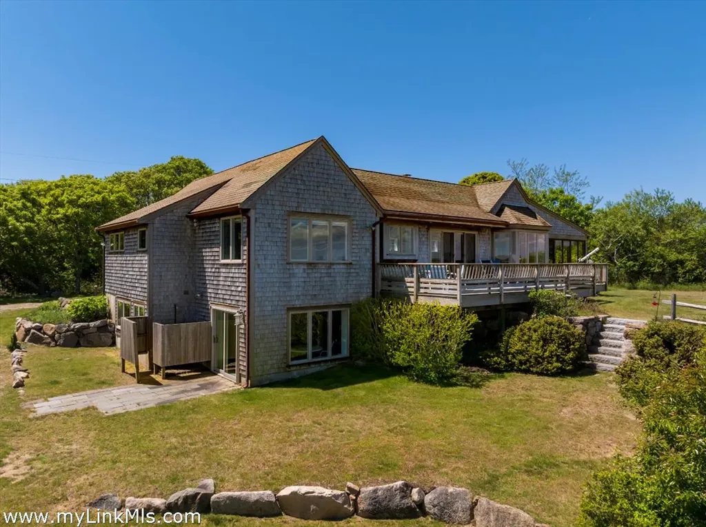 370 Lighthouse Road Aquinnah MA 02535