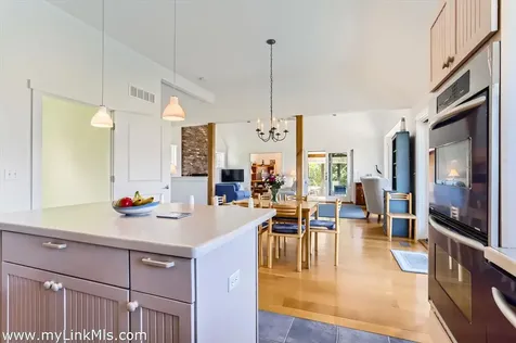 370 Lighthouse Road Aquinnah MA 02535