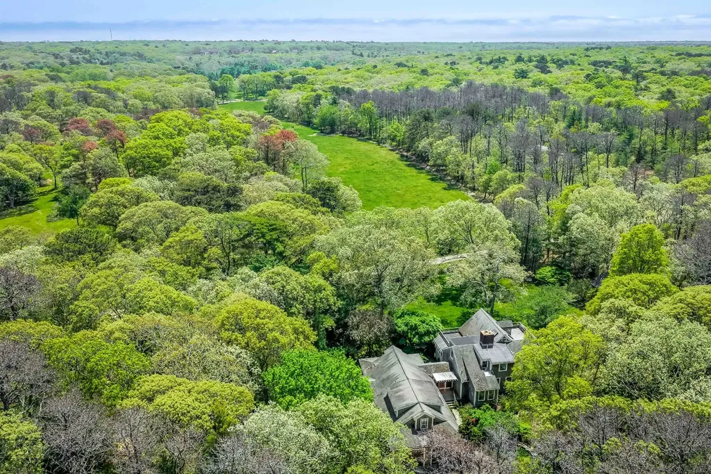 30 Water Gate Road Vineyard Haven MA 02568