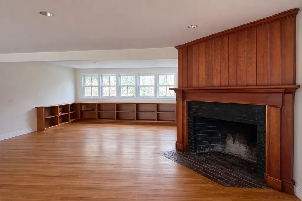 30 Water Gate Road Vineyard Haven MA 02568