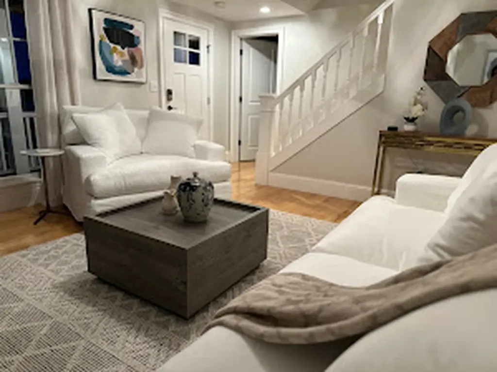 28 Beach Road Oak Bluffs MA 02557