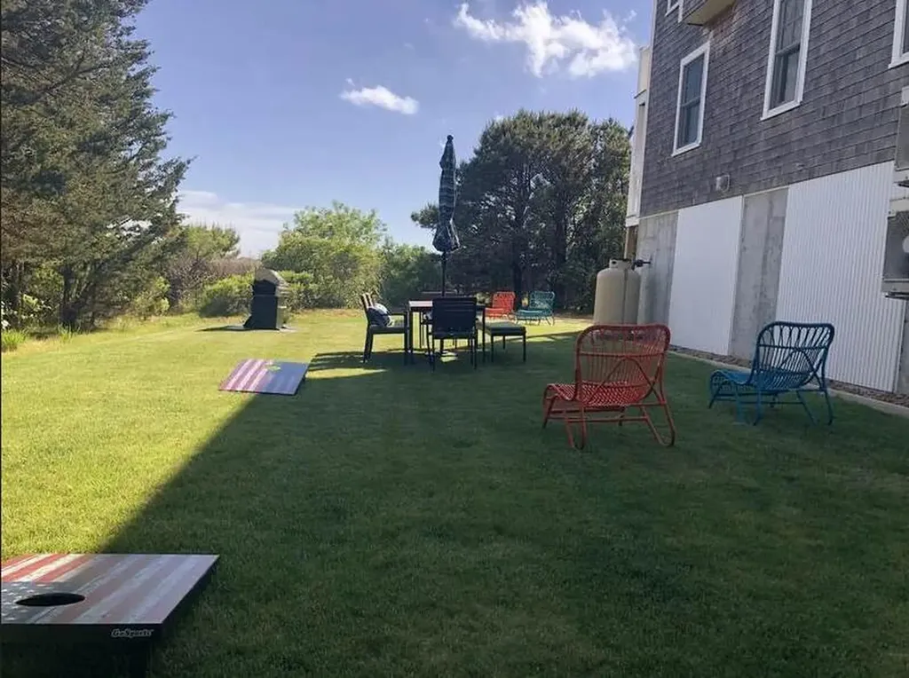28 Beach Road Oak Bluffs MA 02557