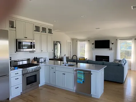 28 Beach Road Oak Bluffs MA 02557