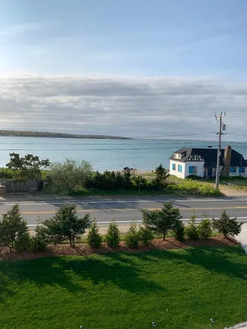 28 Beach Road Oak Bluffs MA 02557