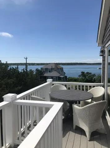 28 Beach Road Oak Bluffs MA 02557