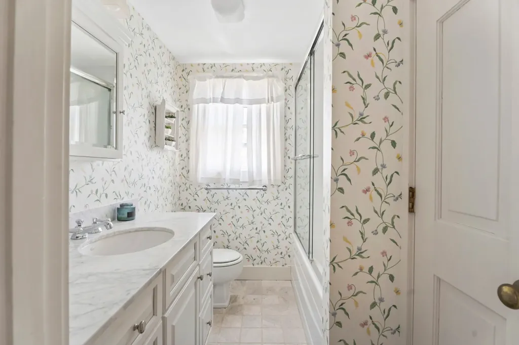 23 Beetle Swamp Road Edgartown MA 02539