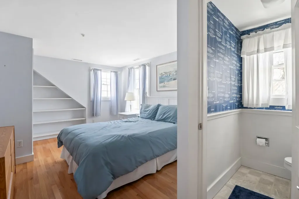 23 Beetle Swamp Road Edgartown MA 02539