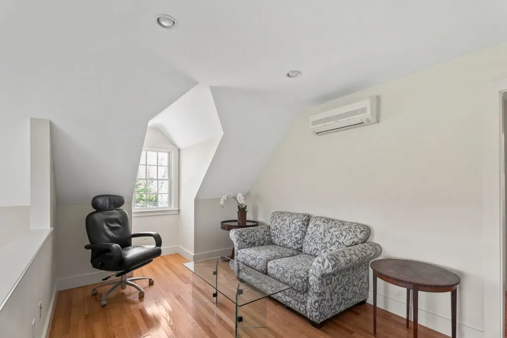 23 Beetle Swamp Road Edgartown MA 02539