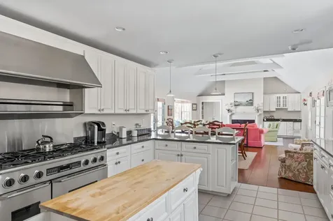 23 Beetle Swamp Road Edgartown MA 02539