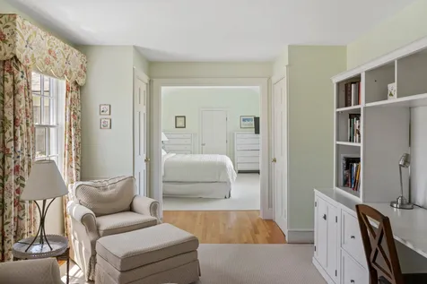 23 Beetle Swamp Road Edgartown MA 02539