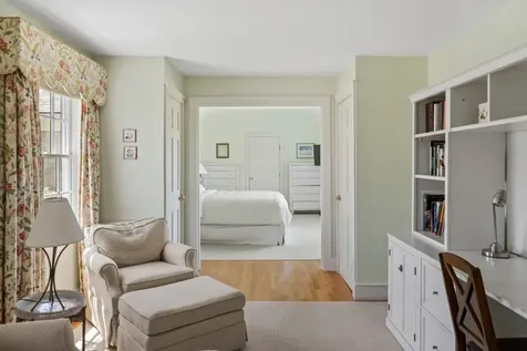 23 Beetle Swamp Road Edgartown MA 02539
