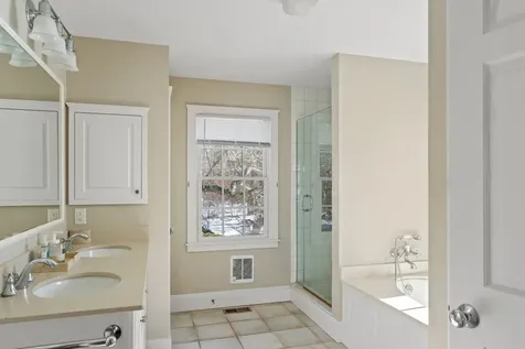 23 Beetle Swamp Road Edgartown MA 02539