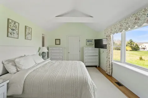 23 Beetle Swamp Road Edgartown MA 02539
