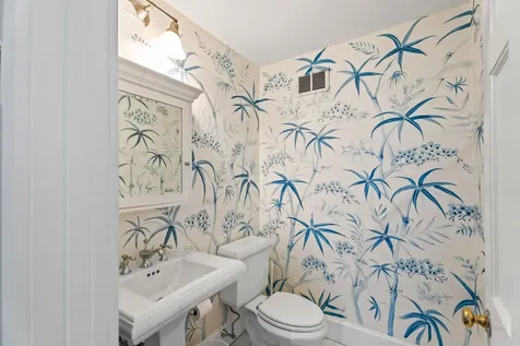 23 Beetle Swamp Road Edgartown MA 02539