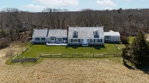 23 Beetle Swamp Road Edgartown MA 02539
