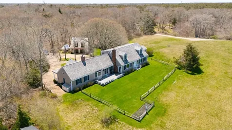 23 Beetle Swamp Road Edgartown MA 02539