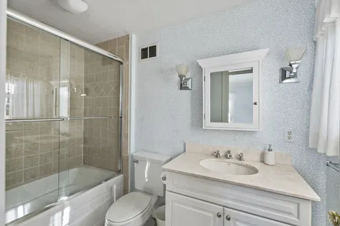 23 Beetle Swamp Road Edgartown MA 02539