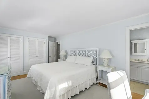 23 Beetle Swamp Road Edgartown MA 02539