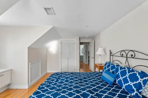 23 Beetle Swamp Road Edgartown MA 02539