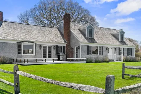 23 Beetle Swamp Road Edgartown MA 02539