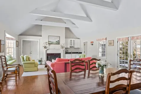 23 Beetle Swamp Road Edgartown MA 02539