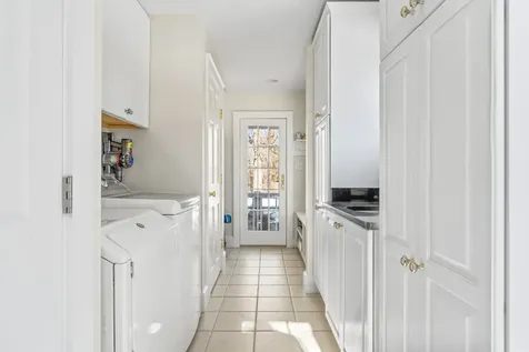 23 Beetle Swamp Road Edgartown MA 02539