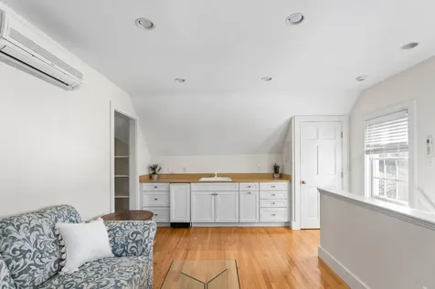 23 Beetle Swamp Road Edgartown MA 02539