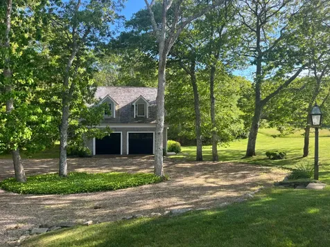 23 Beetle Swamp Road Edgartown MA 02539