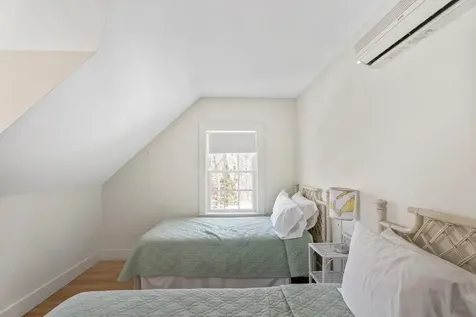 23 Beetle Swamp Road Edgartown MA 02539