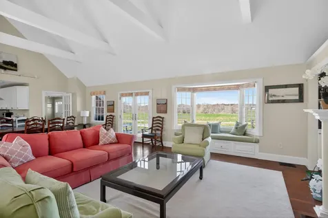 23 Beetle Swamp Road Edgartown MA 02539